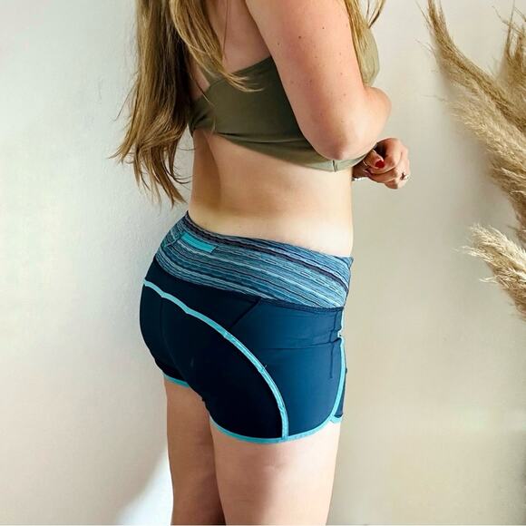 LULULEMON Navy Blue Aqua Contrast Mini Short Shorts Zip Workout Active Gym Run 6 - Picture 4 of 16